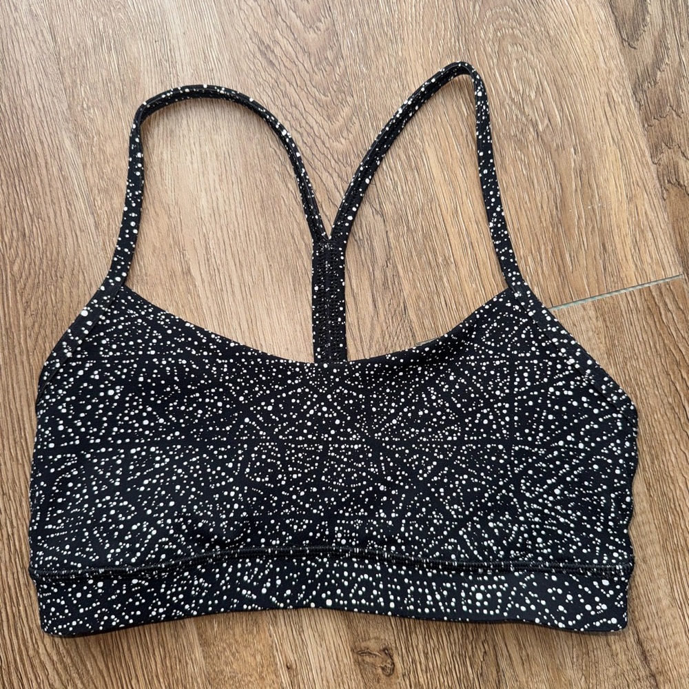 Lululemon Flow Y Bra *Nulu - Sports Bra